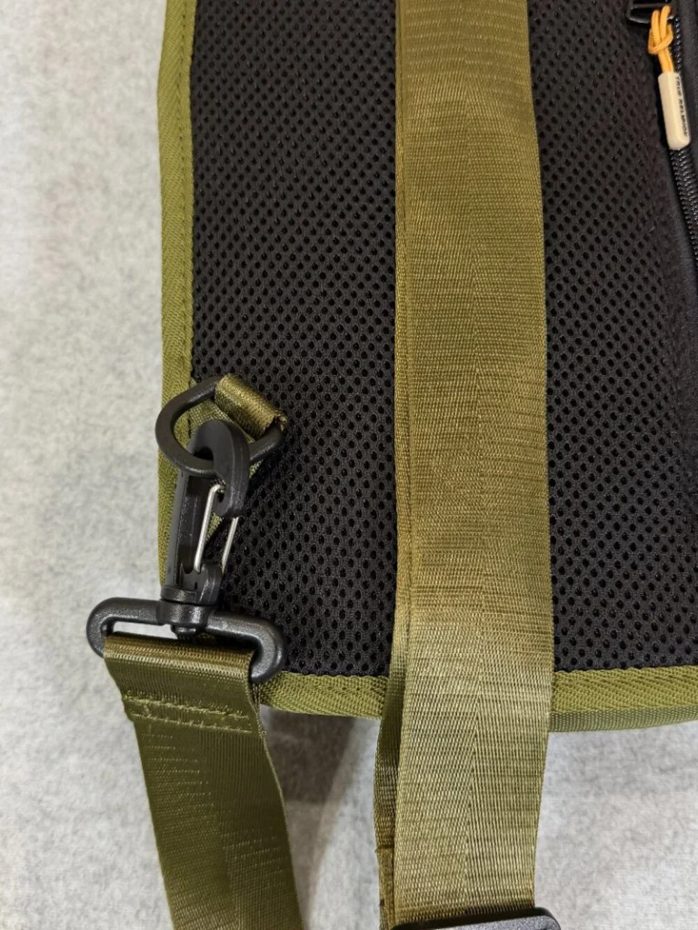 True Religion Unisex Olive Green Crossbody Sling Bag Pockets Adjustable NWT